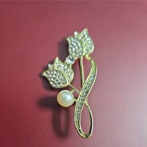 FLOWER GEM BROOCH Golden Roses & Faux Pearl w/ Rhinestones Pin